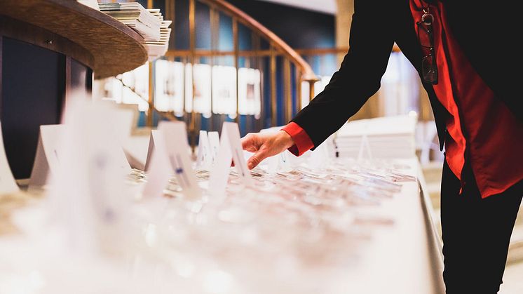 Förberedelser inför konferens på Halmstads Teater. (Foto: ANNA RELJANOVIC)