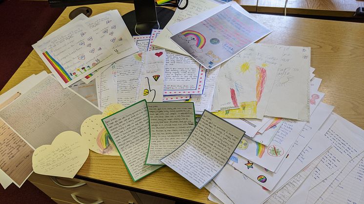 ​Children and young people are ‘posting positivity’ with letters to those who are isolated