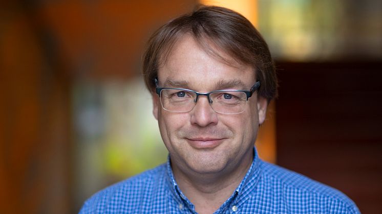 – Progress in molecular medicine requires that the best minds work together, says Oliver Billker, Director, MIMS. Photo: Magnus Bergström