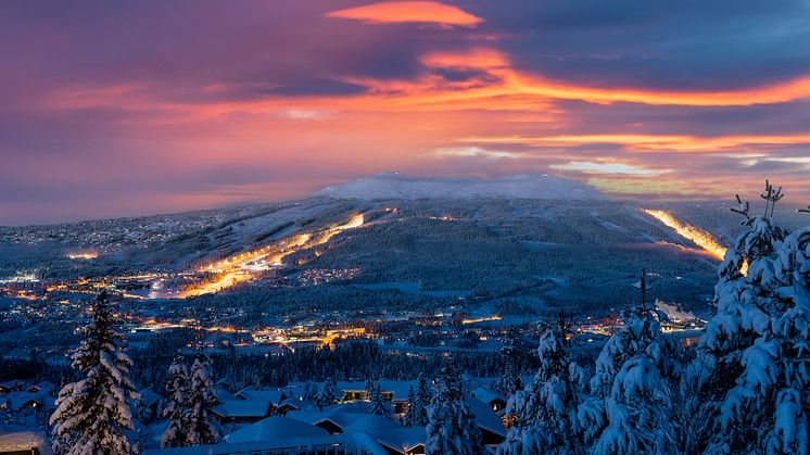 Reiselivet i Trysil går nok en jul- og nyttår med restriksjoner i møte, men gjør seg nå klare til å ta i mot julegjestene. Foto: Jonas Sjögren 