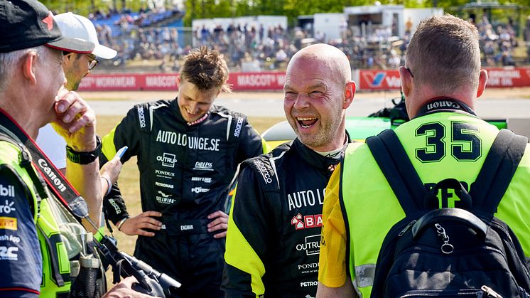 Overlegent comeback: Jan Magnussen vandt TCR-premiere på Jyllandsringen