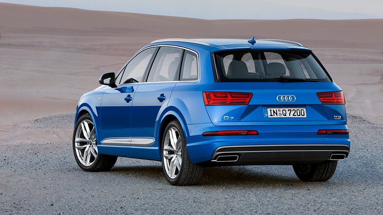 Q7 rear left side static