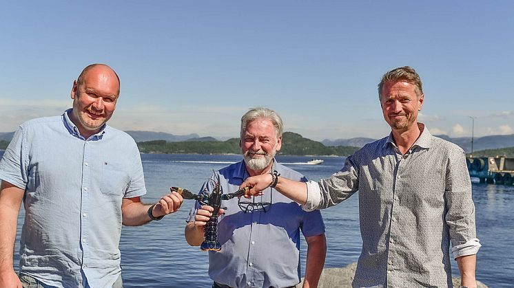 Fra venstre: Tor Kristian Gyland (Green Mountain), Alf Reime and Asbjørn Drengstig (Norwegian Lobster Farm)