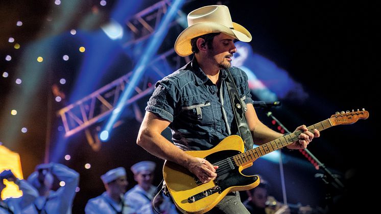 Countrykungen Brad Paisley återvänder till Furuvik