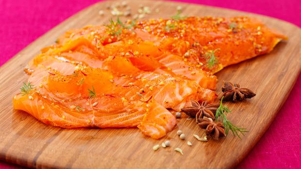 Saffransgravad lax