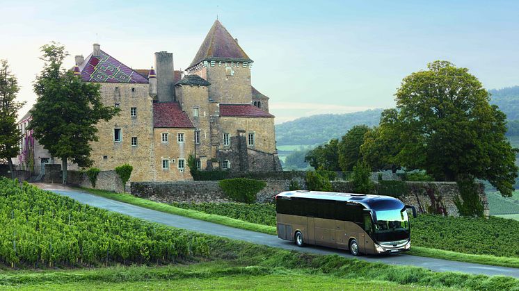 Iveco Magelys kronet som "International Coach of the Year 2016