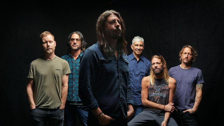 Singelaktuella Foo Fighters gästar Skavlan nu på fredag 20 november