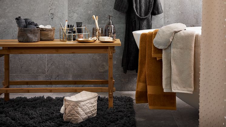Mit der neuen Nordic Bathroom Kollektion von JYSK fühlst du dich im Handumdrehen rundum entspannt.