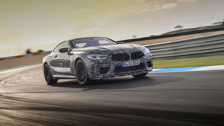 En første forsmak på BMW M8 Coupé