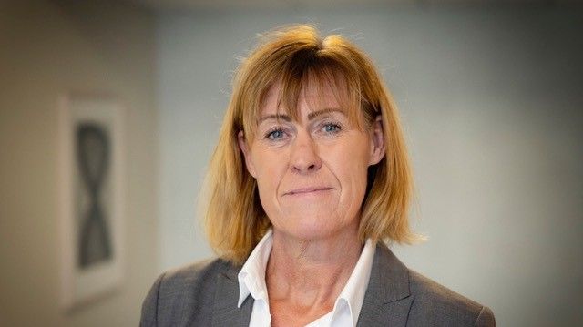 Professor Helena Jernberg Wiklund