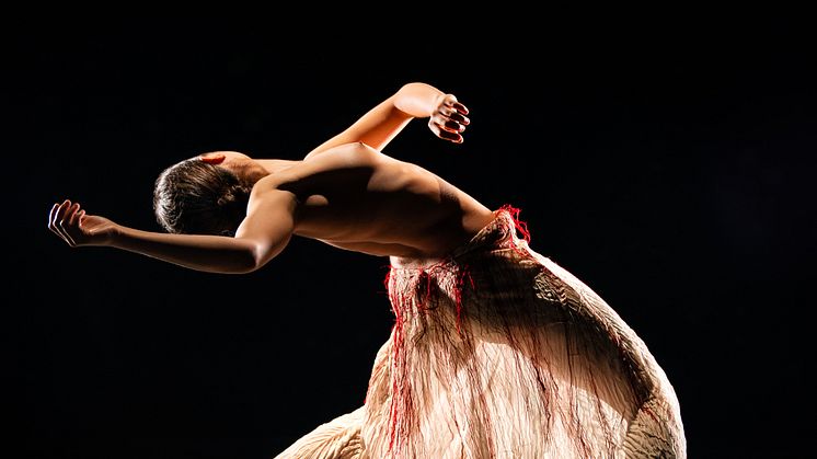 Holstebro Dansekompagni genopsætter danseforestillingen ’Månesang’ i foråret 2022