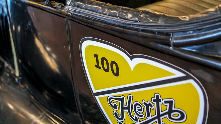 Hertz100 sajtotajekoztato