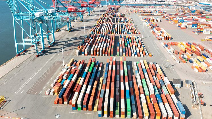 The Port of Gothenburg container terminal where the quay will be reinforced and the associated fairway deepened. This is to accommodate larger and heavier loaded vessels than what is possible today. Image: The Gothenburg Port Authority.