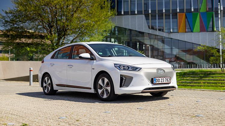 En undersøgelse af IONIQ electric, der blev lanceret i 2017, viser at selv efter mange kilometer og års ejerskab, så er batteriet stadig på 100 procent.