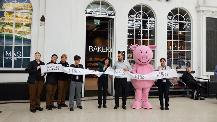 M&S have revamped and reopened at Brighton station