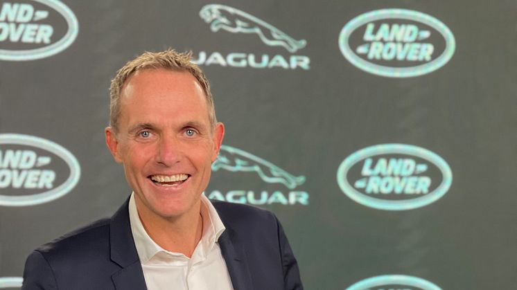 Country Director Marius Hayler fra Jaguar Land Rover sitt studio i Oslo i forbindelse med årets kick-off og forhandlerkåringer. 