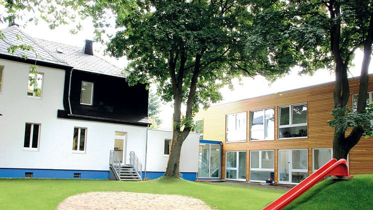 Moderner Modulbau trifft auf herrschaftliche Villa