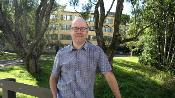 Mathias Norqvist är född och uppvuxen i Malå och har en grund- och gymnasielärarutbildning i matematik och naturkunskap från Umeå universitet. Foto: Ingrid Söderbergh