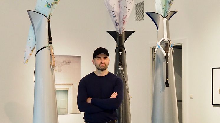 Admir Batlak får Norske Kunstforeningers debutantpris 2020 for de tre skulpturene A New Tomorrow 2, 3 og 5. Foto: Jannik Abel. 
