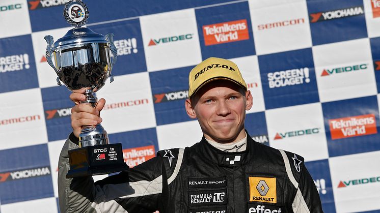 Rump återtog ledningen i Formel Renault 1,6