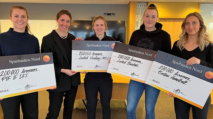 Glada miner på banken: Maja Green PIF DFF, Anna Boström Sparbanken Nord, Johanna Fällman Luleå Hockey/MSSK, Allis Nyström Luleå Basket och  Emmy Nordmark Boden Handboll