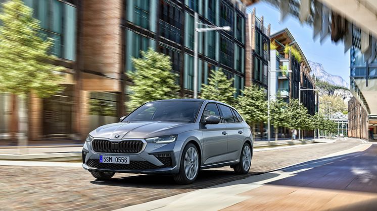 Den nye Škoda Scala har fået opdateret design og mere udstyr. Den får danmarkspremiere i april.
