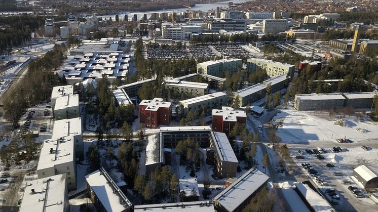 Riksbyggen får uppdraget att förvalta 1 200 studentlägenheter i Umeå