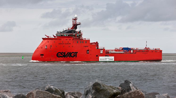 ESVAGT har erfaring i at operere i arktiske egne, eksempelvis med 'Esvagt Aurora'.