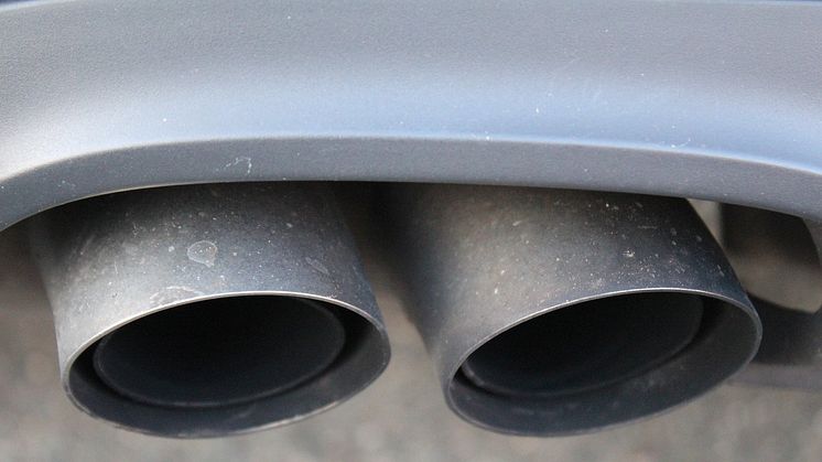 Kommissionens första rapport om verkliga koldioxidutsläpp från personbilar och skåpbilar offentliggjordes i mars