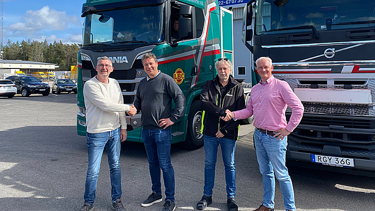 Bolk Transport BV förvärvar 50% i Uddevalla Specialtransporter AB