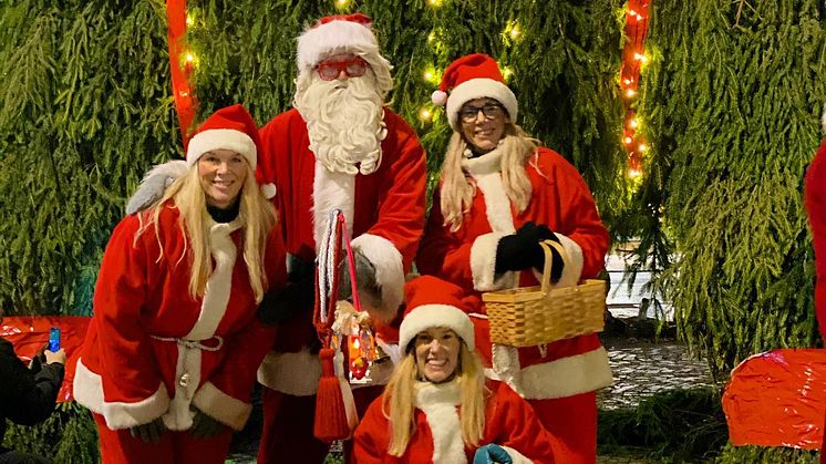 Nu är det jul igen!- Invigning av Julbocken Julius till förmån för Örebro stadsmission