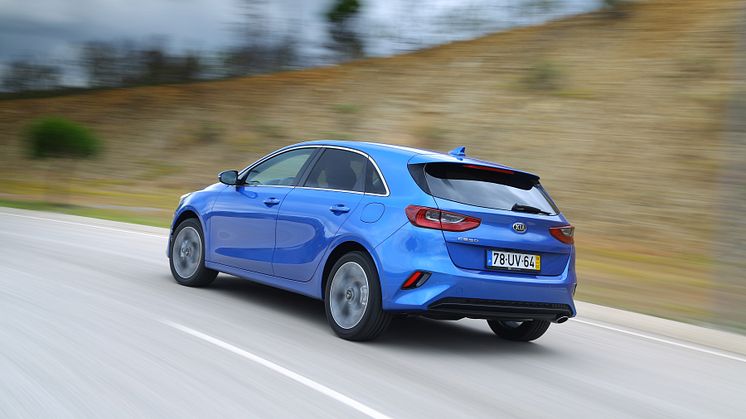 Kia Ceed 5d_Blue