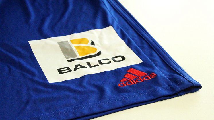 Balcos logo på Östers IF:s dräkt