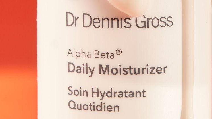 Dr Dennis Gross Alpha Beta Daily Moisturizer social