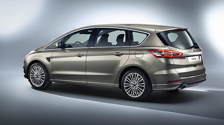 Uusi Ford S-MAX