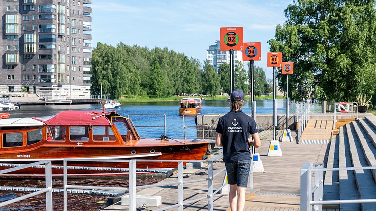 Populära båtbusslinjer förlängs under september