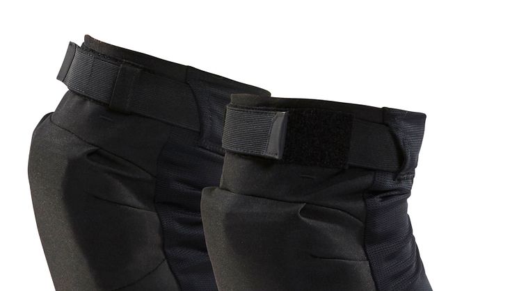 Blåkläders nya knäskyddsficka i CORDURA® stretch 