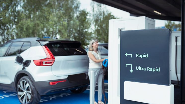 Government fails to hit motorway services high-power EV charger target by end of 2023