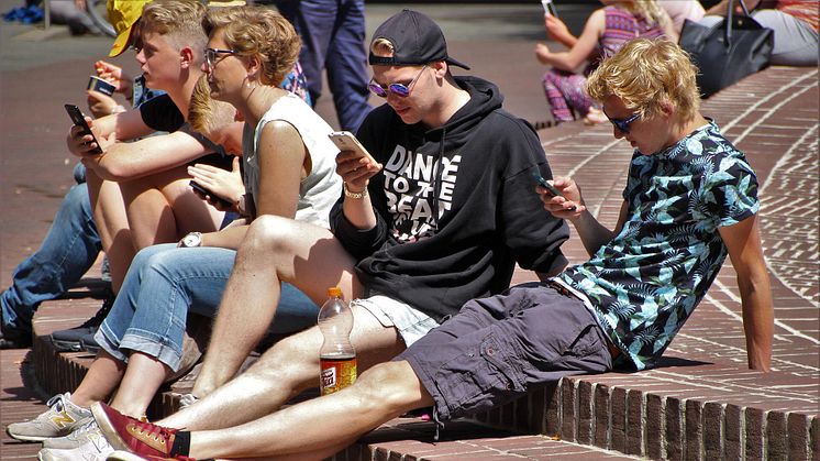 Den vanligste mobilskaden på skolen er knust skjerm. 