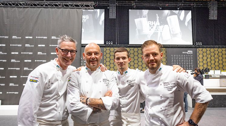 Team Sweden inför prisutdelningen i Bocuse d'Or 2021. Henrik Norström, Jonas Dahlbom, Jakob Persson, Sebastian Gibrand