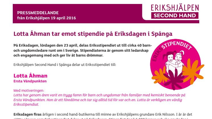 Lotta Åhman tar emot Eriksstipendiet i Spånga