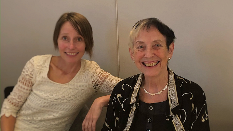 Liv Lundberg til høyre – sammen med datteren Ingeborg Arvola (Foto: privat)