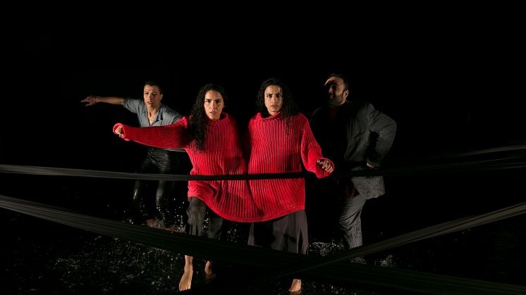 På bilden fr v. Nasreen Al-Janabi Larsson, Oldoz Javidi, Helen Al-Janabi och Nedal Alsuoaf. Foto: Abed Naji
