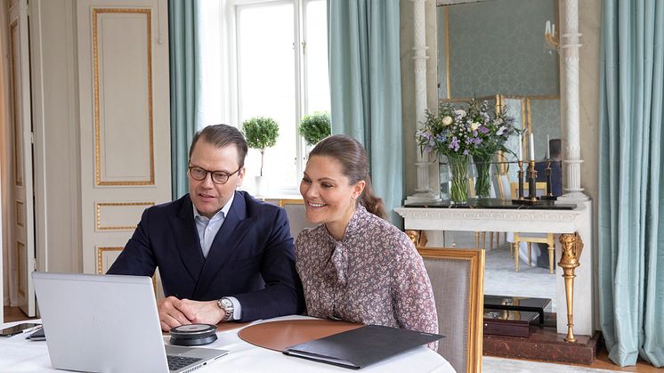 Många digitala möten har det blivit för Kronprinsessparet under pandemin. På onsdag kommer de till länet och besöker Skövde. Foto: Victor Ericsson Kungl. Hovstaterna