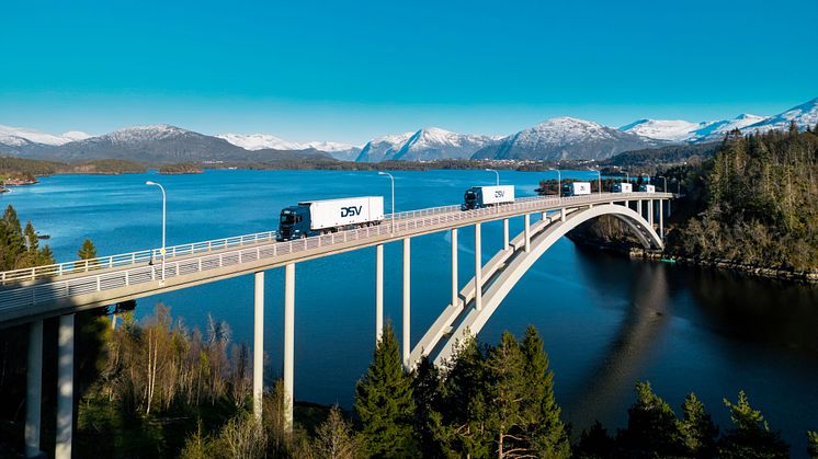 Bilparken til DSV Road AS teller nå 68 Scania, og bilene får gode skussmål fra sjåførene. “Våre sjåfører er veldig fornøyd med bilene. De skryter av komforten og stabiliteten. Servicen på Digernes er dessuten i særklasse, sier Heyerdahl.