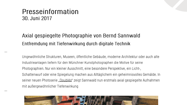 Axial gespiegelte Photographie von Bernd Sannwald