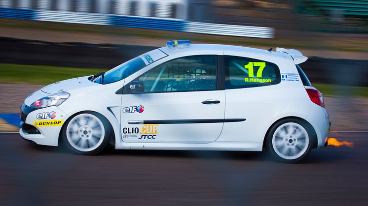PREMIÄR FÖR RENAULT CLIO CUP I SVERIGE