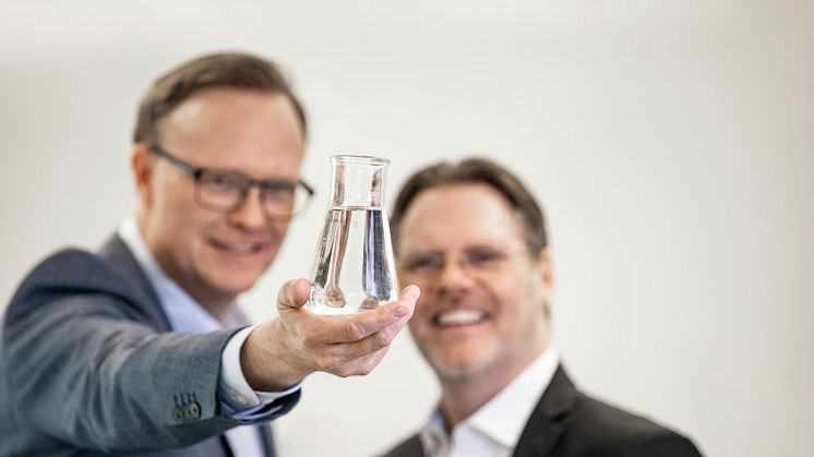 Vd Johan Seijmer och affärsutvecklingschef Michael Olsson på det svenska cleantechföretaget Chromafora är stolta över SELPAXT-teknikens fina resultat.