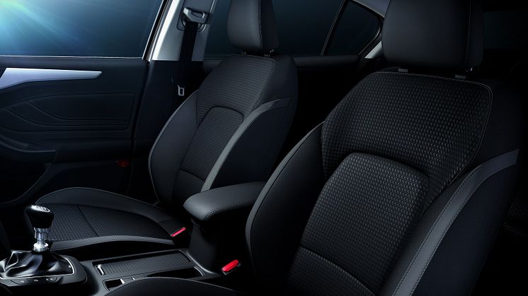 Gütesiegel der Aktion Gesunder Rücken (AGR) e. V. bestätigt: Ergonomie-Sitze von Ford werden von Ärzten und Therapeuten empfohlen