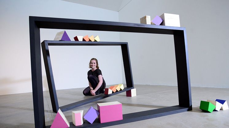 Kayt Hughes wins Woon Foundation Art Prize 2015